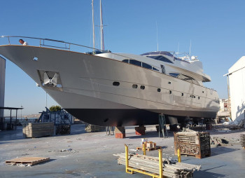 Продажа верфи по ремонту и техническому обслуживанию яхт в Аликанте (Испания)