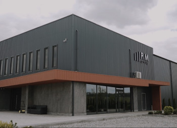 Продаж виробничо-складського комплексу 3458 м² біля м. Чернівці