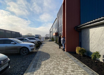 Продаж виробничо-складського комплексу 3458 м² біля м. Чернівці