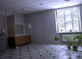 Продаж промислово-складських приміщень з офісом 2900 м2 та ділянкою 1,9 га, Хмельницька область, Богданівці