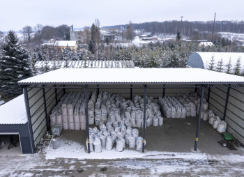 Продаж промислово-складських приміщень з офісом 2900 м2 та ділянкою 1,9 га, Хмельницька область, Богданівці