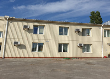 Продажа складов и производственных помещений с офисом 4056 м2 и участком 2,2 га, г. Одесса