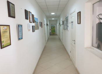 Продажа складов и производственных помещений с офисом 4056 м2 и участком 2,2 га, г. Одесса