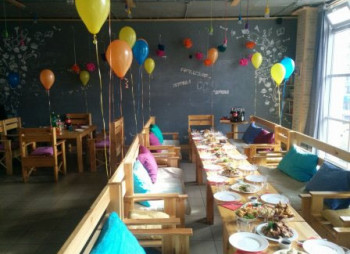 Кафе с концепцией арт-пространства