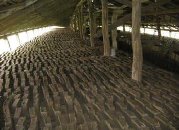 Кирпичный завод с карьером глины в Черкасской области