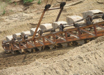 Кирпичный завод с карьером глины в Черкасской области