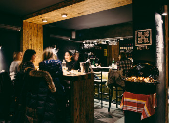 Restaurant-pab in the center of Kyiv city 