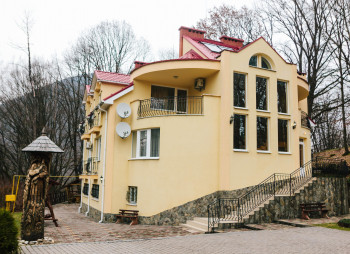 Hotel at resort Shayan