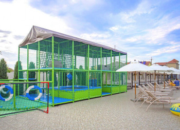 Roksolana hotel in Zaliznyi Port (Zhelezny Port)