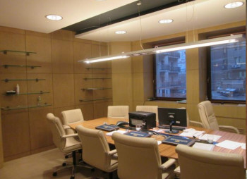 Продажа офисных помещений в г. Киеве на пл. Победы