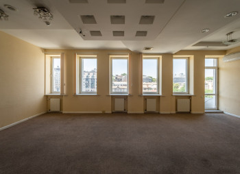 Ready-made rental business in the field of commercial real estate (retail and office) in Odessa