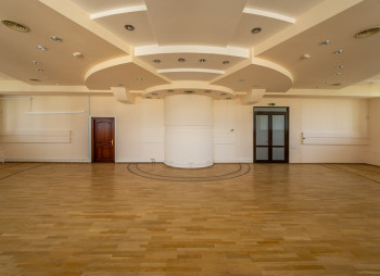 Ready-made rental business in the field of commercial real estate (retail and office) in Odessa