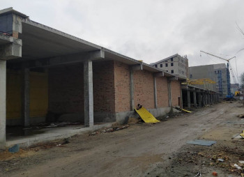 Продажа части площадей в торговом комплексе  г. Ровно 2360 кв.м. с  20% доходностью 