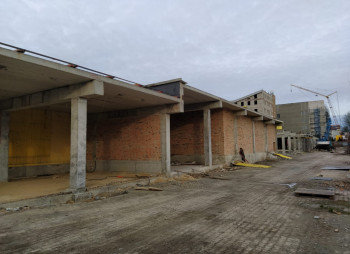 Продажа части площадей в торговом комплексе  г. Ровно 2360 кв.м. с  20% доходностью 