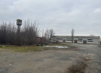 Продажа имущественного комплекса: 3450 м2 и 4,3 га в Барышевке, Киевская область