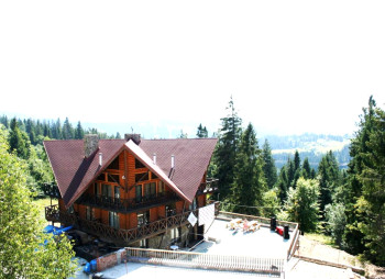 Продажа четырехэтажного коттеджа в Славско, Львовская область