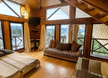 Продажа четырехэтажного коттеджа в Славско, Львовская область