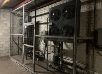 Продаж складської бази 2000 м2 в Дніпропетровській області, Верхньодніпровськ