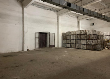 Продаж складської бази 2000 м2 в Дніпропетровській області, Верхньодніпровськ