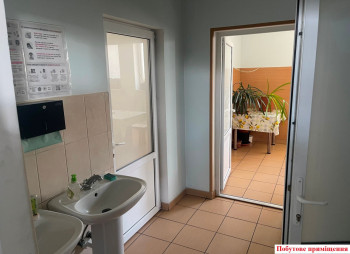 Продаж виробничо-складського комплексу 4 600 м2, 2.65 га + бізнес (вироби з акрилу) в Київській області