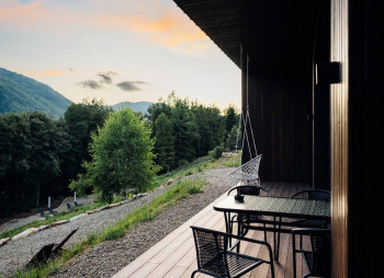 Продажа горного комплекса отдыха с действующим арендным бизнесом в Карпатах