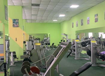 Property Complex of 1,540 m² with 0.25 ha Land Plot in Zolochiv, Lviv Region for Sale 