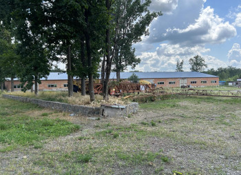 Продажа промышленно-складского здания 3500 м² и участка 5 га возле Белой Церкви