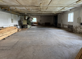 Продажа производственного комплекса 4320 м2 и 2 га в Житомирской области, г. Чуднов