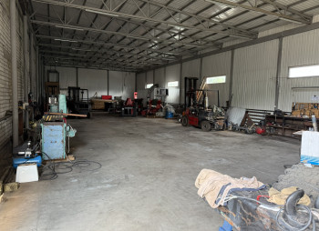 Продажа производственного комплекса 4320 м2 и 2 га в Житомирской области, г. Чуднов