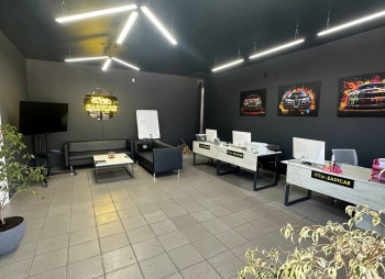 Invest in EasyCar Long-Term Car Rental Service — 24% Annual Return