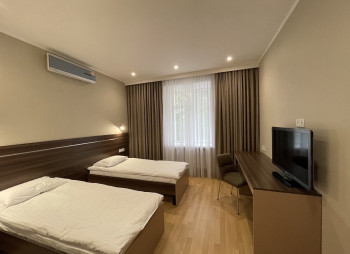 Продажа гостинично-жилого комплекса 7 678 м² в центре г. Кропивницкий