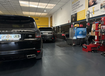 Продажа действующего автосервиса в Алтее, Испания