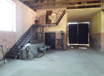 Продаж майнового комплексу 480 м2, 1 га в Закарпатській області