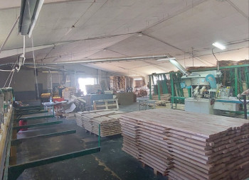 Продаж універсального промислово-складського комплексу 5000 м2 у Львівській області