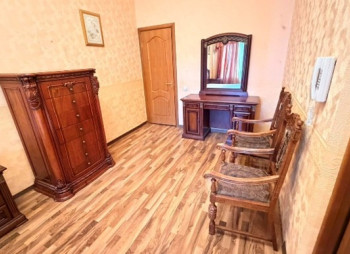 Продажа загородного доходного дома 1 230 м² в Козине, Конча-Заспа