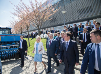 AGROPORT в действии: Президент призвал фермеров выходить на европейский рынок