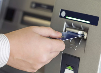 НБУ начал контролировать денежные переводы свыше 5 тыс. грн