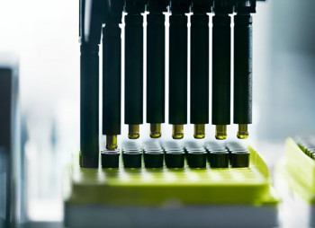 Немецкая BioNTech получит €100 млн. от ЕИБ на разработку вакцины от COVID-19