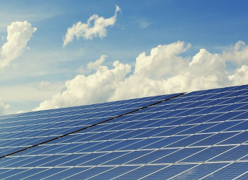 В ОАЭ инвестируют $1 млрд. в крупнейшую СЭС в мире