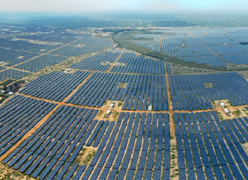 Total приобрела 20% Adani Green Energy – одного из лидеров солнечной энергетики