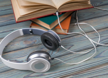 Китайская Tencent покупает платформу аудиокниг Lazy Audio за $417 млн