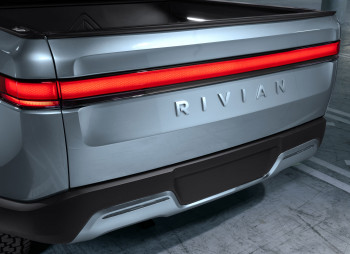 Стартап Rivian привлек $2,65 млрд. от T. Rowe Price Group и др. частных инвесторов