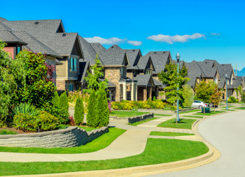 Загородные дома и коттеджи в тренде, украинцы не хотят тесниться в квартирах