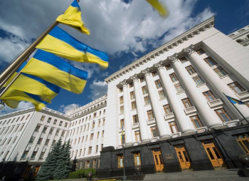 Украина теряет $2-3 млрд ежемесячно из-за опасности возможного вторжения РФ