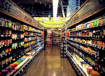 Кому принадлежат крупнейшие ритейл сети в Украине?