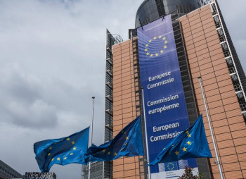 EU Commission to issue up to €80 billion to finance economic recovery and support for Ukraine