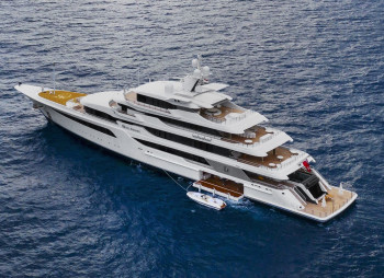 АРМА осмотрела яхту Медведчука в Хорватии и будет готовить ее к продаже