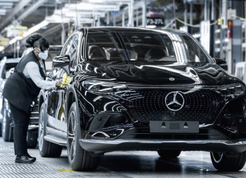 Mercedes-Benz виділить €1 млрд на адаптацію виробництва під деталі для електрокарів