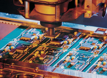 Intel и Brookfield инвестируют до $30 млрд в заводы по производству чипов в Аризоне