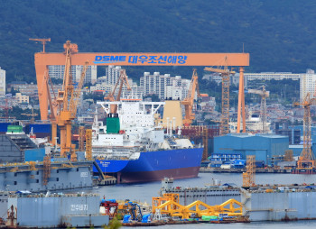 Південнокорейський Hanwha вкладе $1,4 млрд у виробника військових кораблів DSME